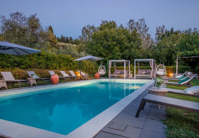 Апартаменты на San Gennaro - Casa Santo, a sweet country apartment with pool on the hills of Lucca  Апартаменты на San Gennaro - Casa Santo, a sweet country apartment with pool on the hills of Lucca