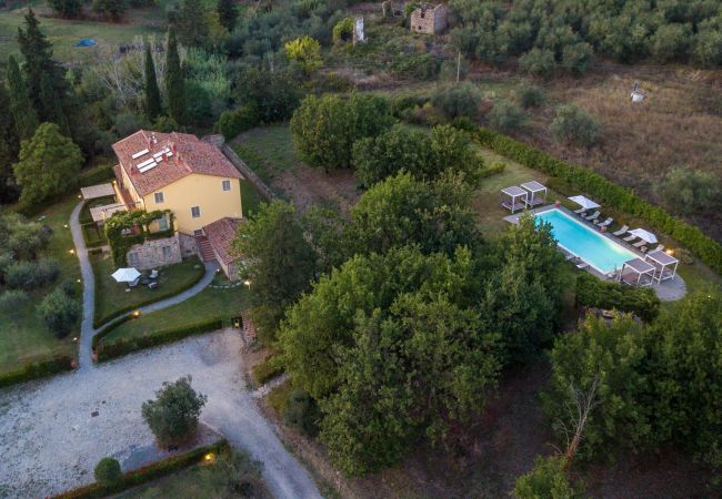 Апартаменты на San Gennaro - Casa Santo, a sweet country apartment with pool on the hills of Lucca  Апартаменты на San Gennaro - Casa Santo, a sweet country apartment with pool on the hills of Lucca
