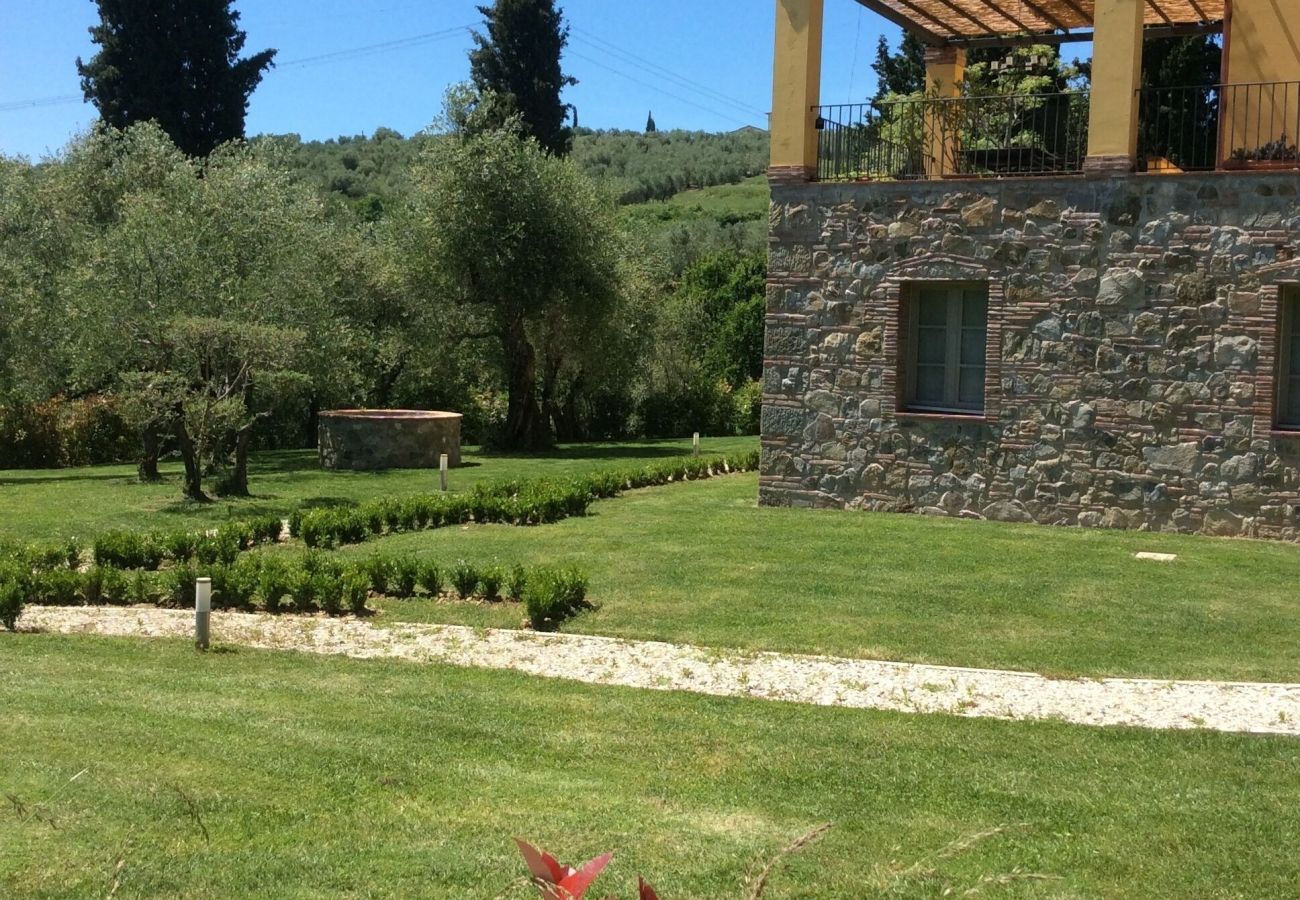 Апартаменты на San Gennaro - Casa Santo, a sweet country apartment with pool on the hills of Lucca  Апартаменты на San Gennaro - Casa Santo, a sweet country apartment with pool on the hills of Lucca