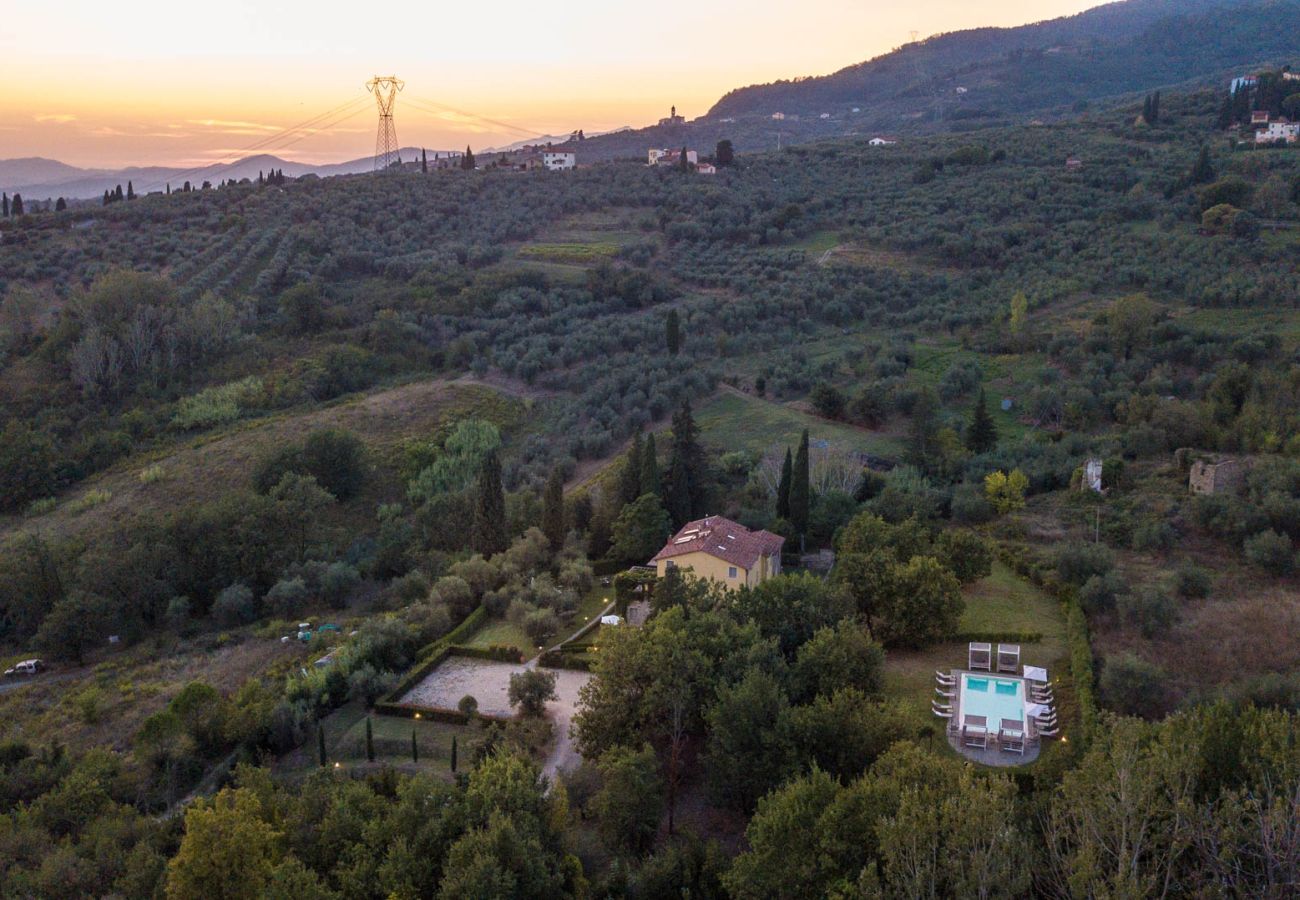 Апартаменты на San Gennaro - Casa Santo, a sweet country apartment with pool on the hills of Lucca  Апартаменты на San Gennaro - Casa Santo, a sweet country apartment with pool on the hills of Lucca
