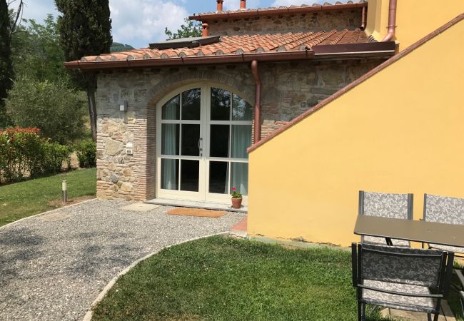 Апартаменты на San Gennaro - Casa Gennaro a 3 bedrooms farmhouse apartment with pool in Lucca Апартаменты на San Gennaro - Casa Gennaro a 3 bedrooms farmhouse apartment with pool in Lucca