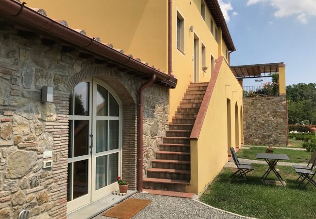 Апартаменты на San Gennaro - Casa Gennaro a 3 bedrooms farmhouse apartment with pool in Lucca Апартаменты на San Gennaro - Casa Gennaro a 3 bedrooms farmhouse apartment with pool in Lucca