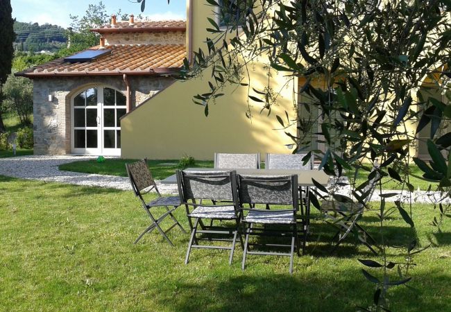 Апартаменты на San Gennaro - Casa Gennaro a 3 bedrooms farmhouse apartment with pool in Lucca Апартаменты на San Gennaro - Casa Gennaro a 3 bedrooms farmhouse apartment with pool in Lucca