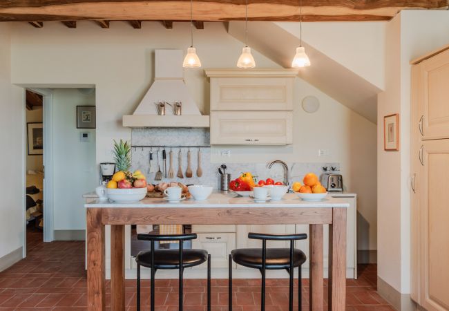 Апартаменты на San Gennaro - Casa Gennaro a 3 bedrooms farmhouse apartment with pool in Lucca Апартаменты на San Gennaro - Casa Gennaro a 3 bedrooms farmhouse apartment with pool in Lucca