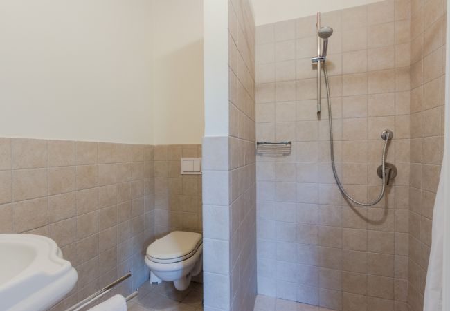 Апартаменты на San Gennaro - Casa Gennaro a 3 bedrooms farmhouse apartment with pool in Lucca Апартаменты на San Gennaro - Casa Gennaro a 3 bedrooms farmhouse apartment with pool in Lucca