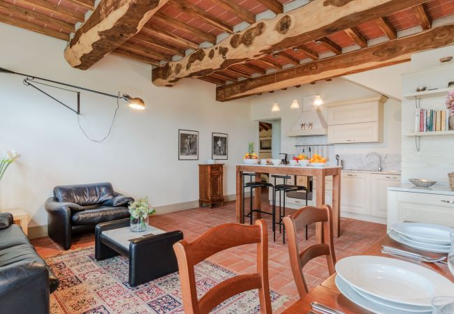 Апартаменты на San Gennaro - Casa Gennaro a 3 bedrooms farmhouse apartment with pool in Lucca Апартаменты на San Gennaro - Casa Gennaro a 3 bedrooms farmhouse apartment with pool in Lucca