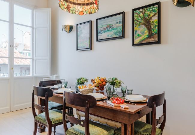 Апартаменты на Lucca - Modern 1st Floor Apartment with Terrace Апартаменты на Lucca - Modern 1st Floor Apartment with Terrace