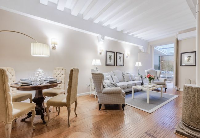 Апартаменты на Lucca - Lapo 2 bedrooms and outdoor inside Lucca Апартаменты на Lucca - Lapo 2 bedrooms and outdoor inside Lucca