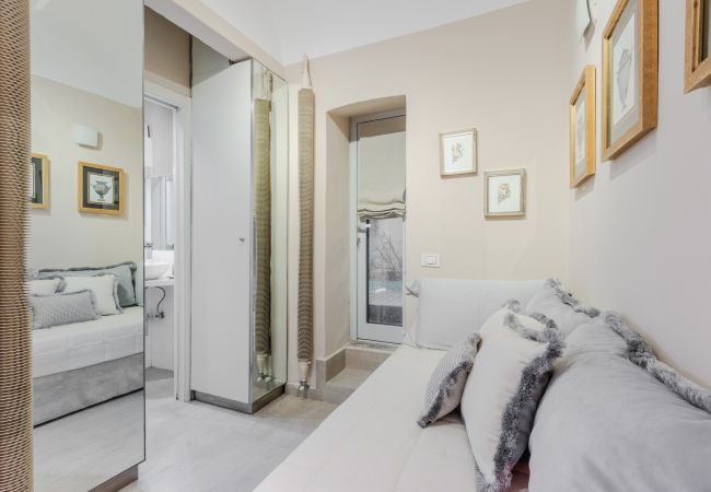 Апартаменты на Lucca - Lapo 2 bedrooms and outdoor inside Lucca Апартаменты на Lucca - Lapo 2 bedrooms and outdoor inside Lucca