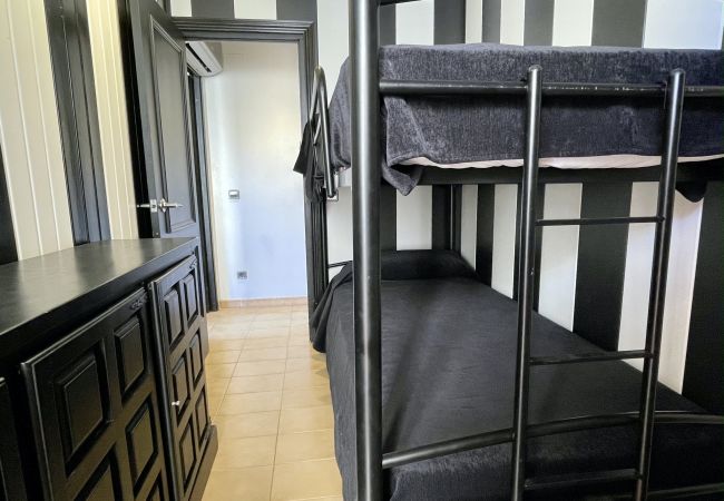 Апартаменты на Estartit - SALLES BEACH 33 Апартаменты на Estartit - SALLES BEACH 33