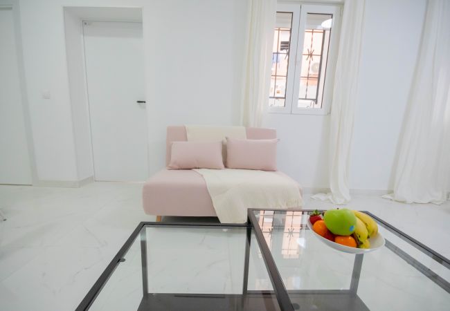 Квартира-студия на Madrid - ESTUDIO-TETUAN  Квартира-студия на Madrid - ESTUDIO-TETUAN