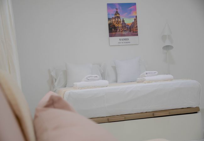 Квартира-студия на Madrid - ESTUDIO-TETUAN  Квартира-студия на Madrid - ESTUDIO-TETUAN