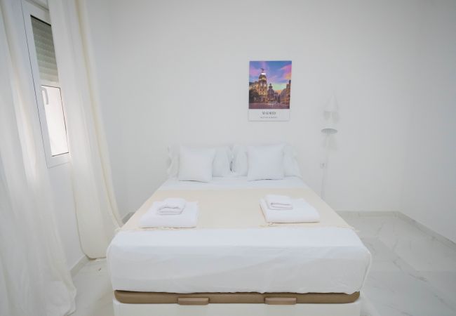 Квартира-студия на Madrid - ESTUDIO-TETUAN  Квартира-студия на Madrid - ESTUDIO-TETUAN