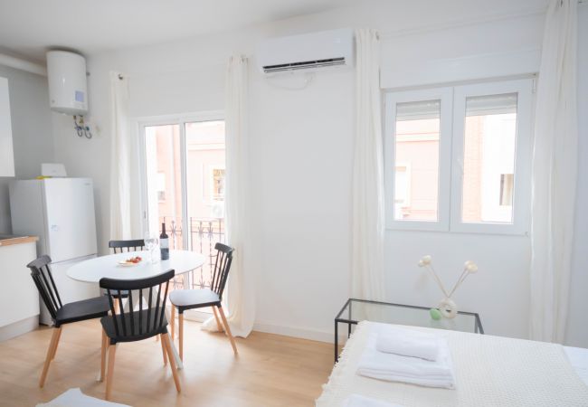 Квартира-студия на Madrid - ESTUDIO-TETUAN- Квартира-студия на Madrid - ESTUDIO-TETUAN-