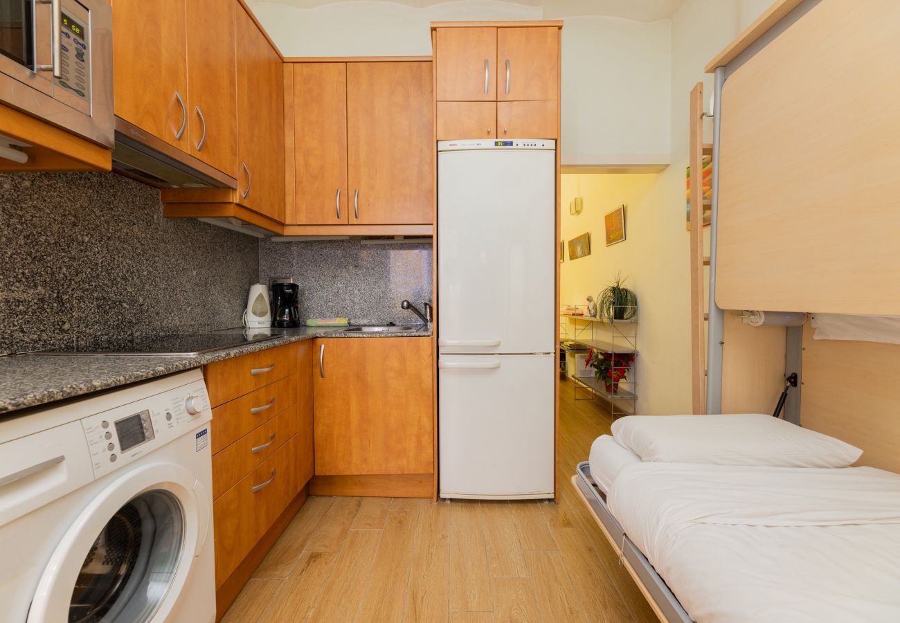 Квартира-студия на Барселона / Barcelona - Однокомнатная квартира в центре Барселоны Квартира-студия на Барселона / Barcelona - Однокомнатная квартира в центре Барселоны