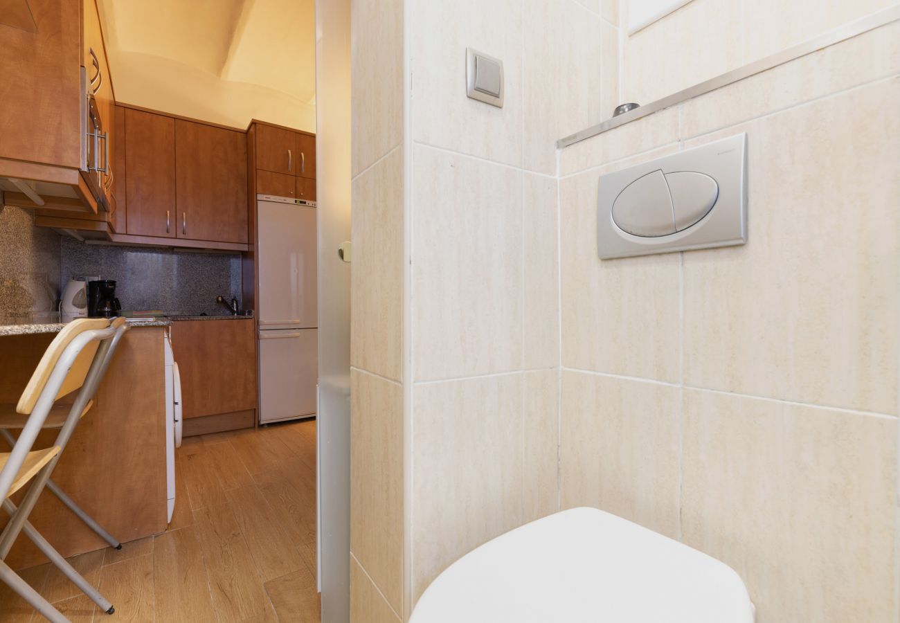 Квартира-студия на Барселона / Barcelona - Однокомнатная квартира в центре Барселоны Квартира-студия на Барселона / Barcelona - Однокомнатная квартира в центре Барселоны