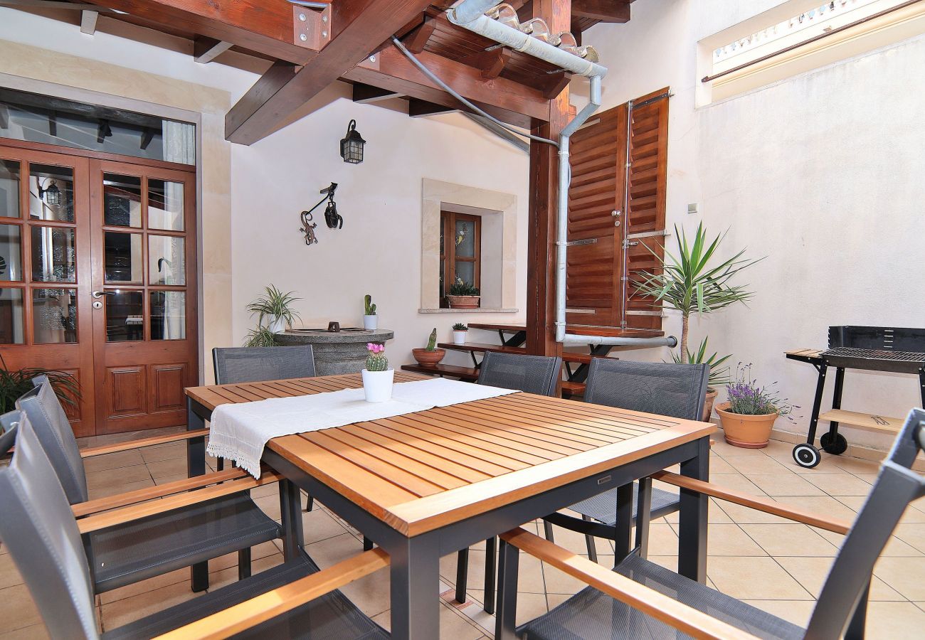 Дом на Santa Margalida - Can Peredjal 263 acogedora casa con jacuzzi, ping pong y aire acondicionado Дом на Santa Margalida - Can Peredjal 263 acogedora casa con jacuzzi, ping pong y aire acondicionado