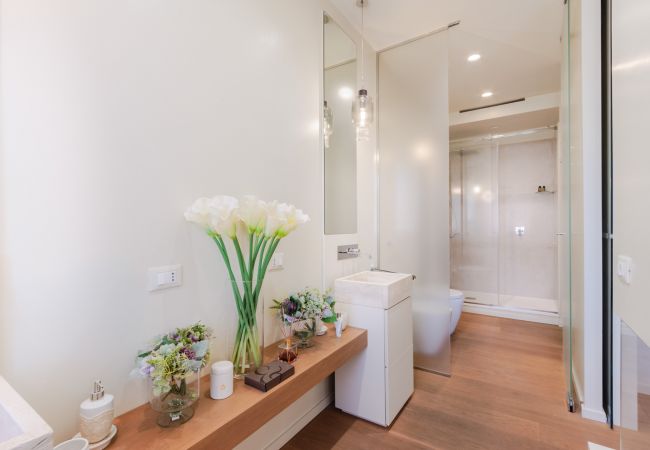 Апартаменты на Lucca - Modern 3 Bedrooms Apartment with Elevator Апартаменты на Lucca - Modern 3 Bedrooms Apartment with Elevator