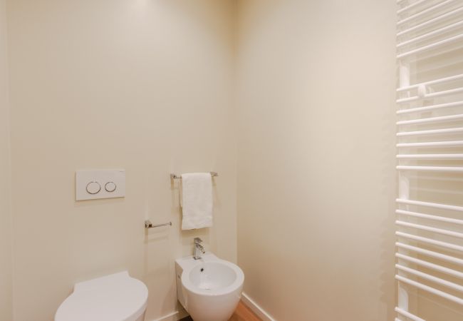 Апартаменты на Lucca - Modern 3 Bedrooms Apartment with Elevator Апартаменты на Lucca - Modern 3 Bedrooms Apartment with Elevator