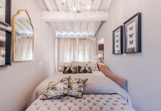 Апартаменты на Lucca - Casa Marta, Luxury 2 Bedrooms Apartment with Terrace Inside the Walls of Lucca Апартаменты на Lucca - Casa Marta, Luxury 2 Bedrooms Apartment with Terrace Inside the Walls of Lucca