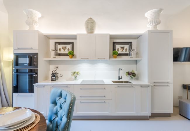 Апартаменты на Lucca - A private outdoor, 2 Bedrooms and a Pool inside Lucca Апартаменты на Lucca - A private outdoor, 2 Bedrooms and a Pool inside Lucca