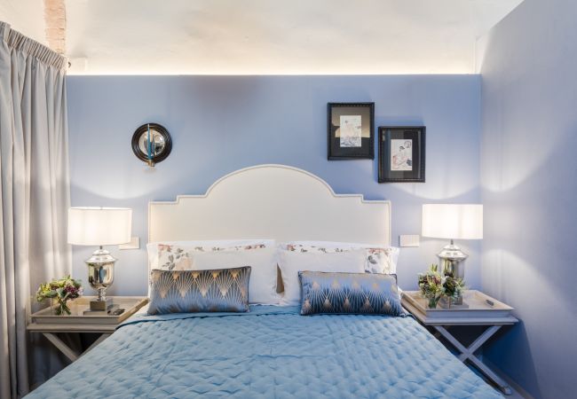 Апартаменты на Lucca - A private outdoor, 2 Bedrooms and a Pool inside Lucca Апартаменты на Lucca - A private outdoor, 2 Bedrooms and a Pool inside Lucca