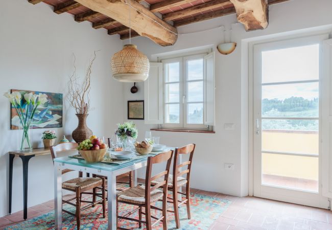 Апартаменты на San Gennaro - Casa Bellavista at Il Borghetto Farmhouse, smart, convenient rental home with shared pool in Lucca Апартаменты на San Gennaro - Casa Bellavista at Il Borghetto Farmhouse, smart, convenient rental home with shared pool in Lucca