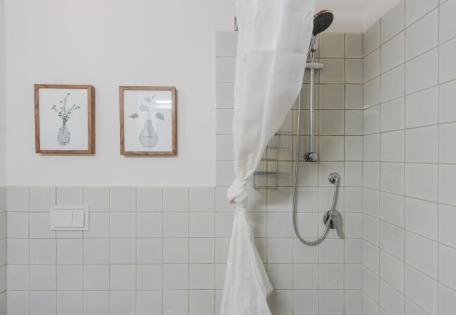 Апартаменты на San Gennaro - Casa Bellavista at Il Borghetto Farmhouse, smart, convenient rental home with shared pool in Lucca Апартаменты на San Gennaro - Casa Bellavista at Il Borghetto Farmhouse, smart, convenient rental home with shared pool in Lucca