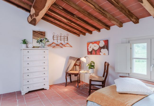 Апартаменты на San Gennaro - Casa Bellavista at Il Borghetto Farmhouse, smart, convenient rental home with shared pool in Lucca Апартаменты на San Gennaro - Casa Bellavista at Il Borghetto Farmhouse, smart, convenient rental home with shared pool in Lucca