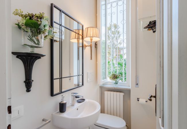 Вилла на Lucca - Villa Buonamici, a Luxury Villa with Pool in a walking distance from Lucca Вилла на Lucca - Villa Buonamici, a Luxury Villa with Pool in a walking distance from Lucca