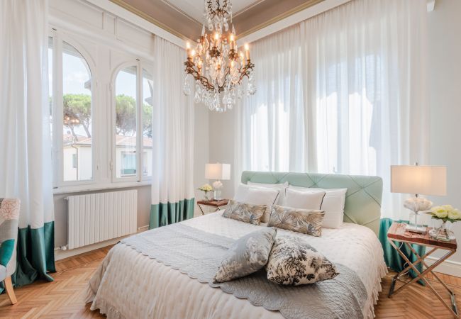 Вилла на Lucca - Villa Buonamici, a Luxury Villa with Pool in a walking distance from Lucca Вилла на Lucca - Villa Buonamici, a Luxury Villa with Pool in a walking distance from Lucca