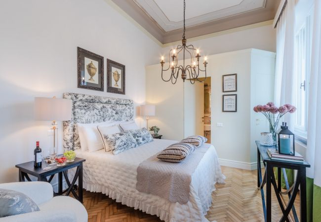 Вилла на Lucca - Villa Buonamici, a Luxury Villa with Pool in a walking distance from Lucca Вилла на Lucca - Villa Buonamici, a Luxury Villa with Pool in a walking distance from Lucca