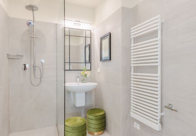 Вилла на Lucca - Villa Buonamici, a Luxury Villa with Pool in a walking distance from Lucca Вилла на Lucca - Villa Buonamici, a Luxury Villa with Pool in a walking distance from Lucca