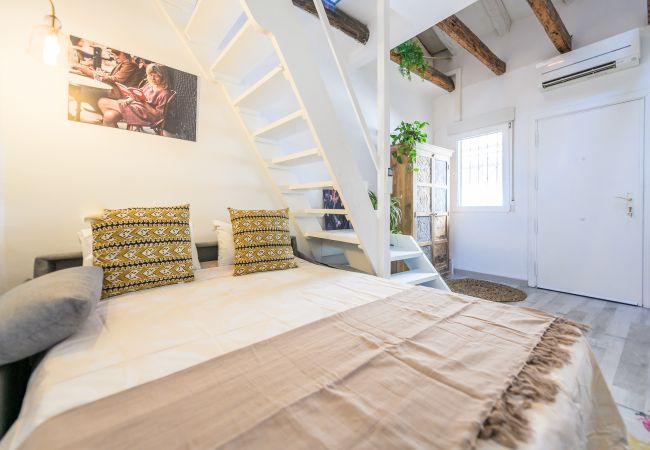 Апартаменты на Madrid - Encantadora buhardilla dúplex en el corazón de Madrid.Temporal Апартаменты на Madrid - Encantadora buhardilla dúplex en el corazón de Madrid.Temporal