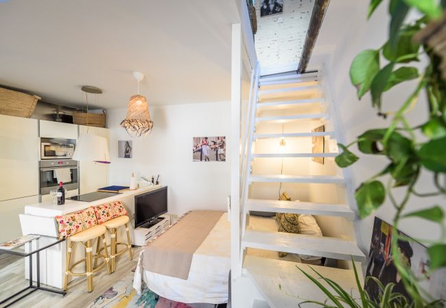 Апартаменты на Madrid - Encantadora buhardilla dúplex en el corazón de Madrid.Temporal Апартаменты на Madrid - Encantadora buhardilla dúplex en el corazón de Madrid.Temporal