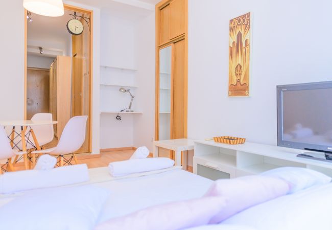 Квартира-студия на Madrid - COQUETO ESTUDIO JUNTO A CUATRO TORRES E INSTITUTO DE EMPRESA.TEMPORAL Квартира-студия на Madrid - COQUETO ESTUDIO JUNTO A CUATRO TORRES E INSTITUTO DE EMPRESA.TEMPORAL