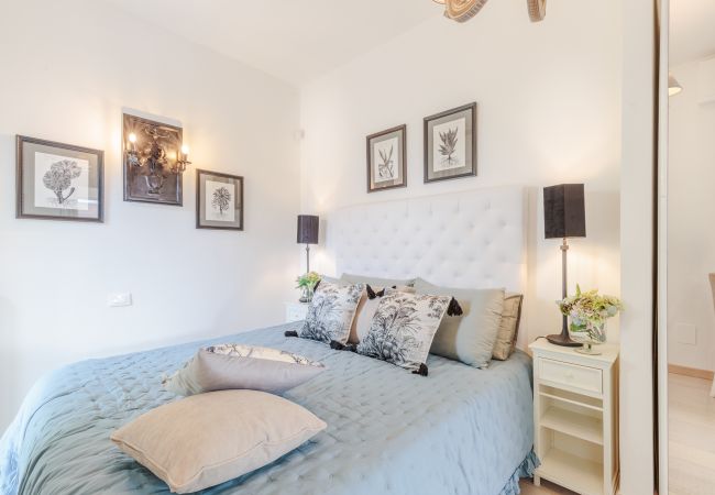 Апартаменты на Lucca - Serenity Vista Penthouse with Terrace in the City Centre of Lucca Апартаменты на Lucca - Serenity Vista Penthouse with Terrace in the City Centre of Lucca