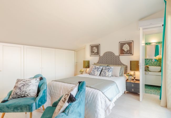 Апартаменты на Lucca - Serenity Vista Penthouse with Terrace in the City Centre of Lucca Апартаменты на Lucca - Serenity Vista Penthouse with Terrace in the City Centre of Lucca