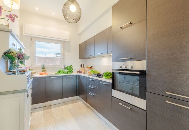 Апартаменты на Lucca - Serenity Vista Penthouse with Terrace in the City Centre of Lucca Апартаменты на Lucca - Serenity Vista Penthouse with Terrace in the City Centre of Lucca