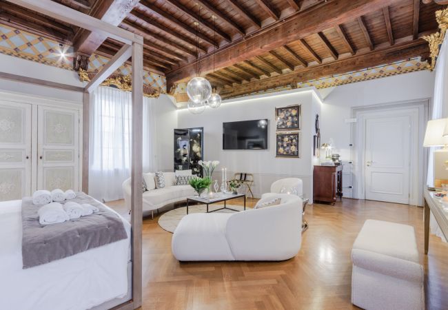 Апартаменты на Lucca - The Lucca Heritage Retreat, a Spacious Home with Outdoor inside the Walls of Lucca Апартаменты на Lucca - The Lucca Heritage Retreat, a Spacious Home with Outdoor inside the Walls of Lucca