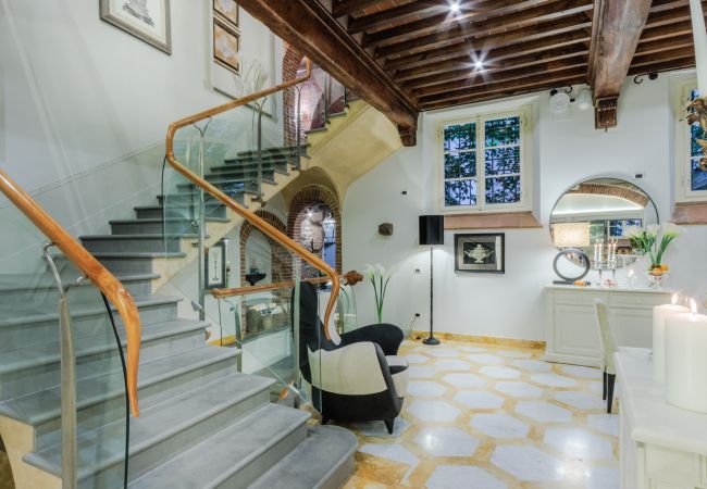 Апартаменты на Lucca - The Lucca Heritage Retreat, a Spacious Home with Outdoor inside the Walls of Lucca Апартаменты на Lucca - The Lucca Heritage Retreat, a Spacious Home with Outdoor inside the Walls of Lucca
