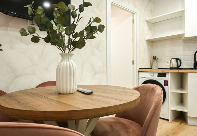Апартаменты на Madrid - Encantador apartamento de un dormitorio en Madrid, cerca al metro Tetuán . Temporal  Апартаменты на Madrid - Encantador apartamento de un dormitorio en Madrid, cerca al metro Tetuán . Temporal