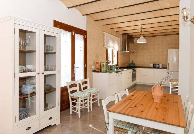 Вилла на Sineu - Villa Caluix con A/A, internet y piscina Вилла на Sineu - Villa Caluix con A/A, internet y piscina