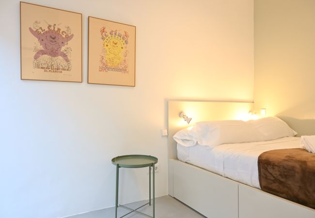 Апартаменты на Madrid -  Encantador apartamento de 2 dormitorios : Experimenta la auténtica vida madrileña en tu propio espacio. Temporal Апартаменты на Madrid -  Encantador apartamento de 2 dormitorios : Experimenta la auténtica vida madrileña en tu propio espacio. Temporal