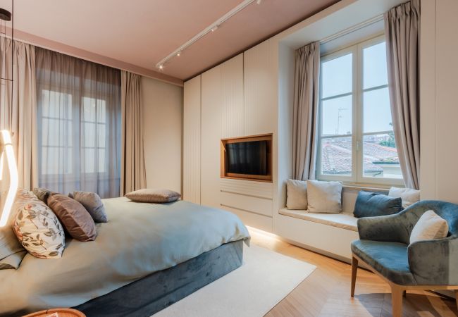 Апартаменты на Lucca - Casa Silvestro Modern Spacious 3 Bedrooms Luxury Apartment inside the Walls of Lucca Апартаменты на Lucca - Casa Silvestro Modern Spacious 3 Bedrooms Luxury Apartment inside the Walls of Lucca