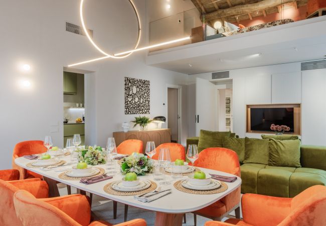 Апартаменты на Lucca - Victory Penthouse Contemporary 3 Bedroom Luxury Apartment with Balcony in Lucca Апартаменты на Lucca - Victory Penthouse Contemporary 3 Bedroom Luxury Apartment with Balcony in Lucca