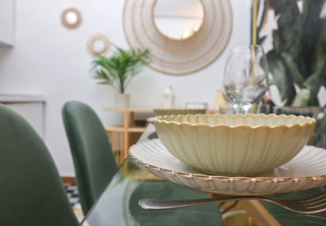 Апартаменты на Madrid - Vive la vida madrileña! Acogedora vivienda de 2 dormitorios a solo unos minutos de Puerta del Sol en Madrid.Temporal Апартаменты на Madrid - Vive la vida madrileña! Acogedora vivienda de 2 dormitorios a solo unos minutos de Puerta del Sol en Madrid.Temporal