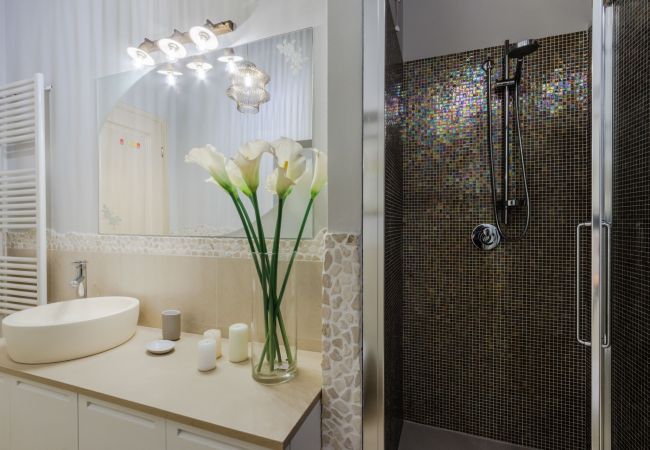 Апартаменты на Lucca - Convenient First Floor 2 Bedrooms Apartment With WiFi Апартаменты на Lucca - Convenient First Floor 2 Bedrooms Apartment With WiFi