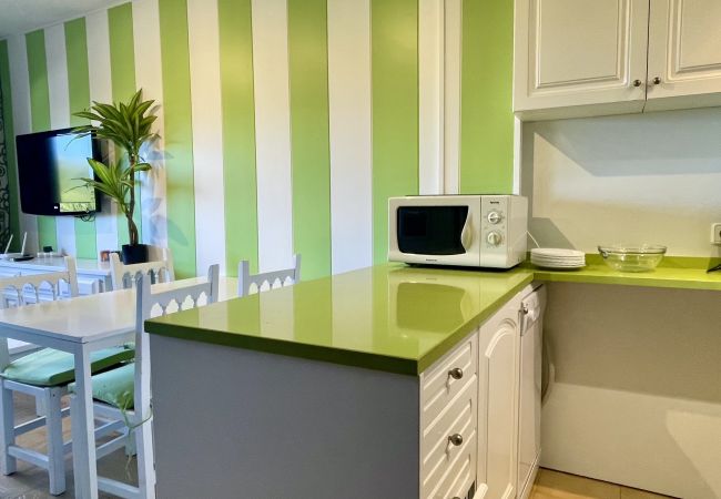 Апартаменты на Estartit - Salles Beach 44 - дуплекс с бассейном и видом на море Апартаменты на Estartit - Salles Beach 44 - дуплекс с бассейном и видом на море