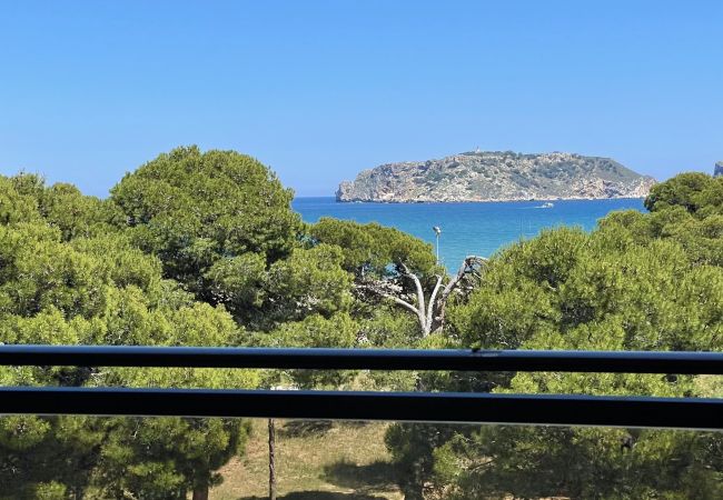 Апартаменты на Estartit - Salles Beach 44 - дуплекс с бассейном и видом на море Апартаменты на Estartit - Salles Beach 44 - дуплекс с бассейном и видом на море